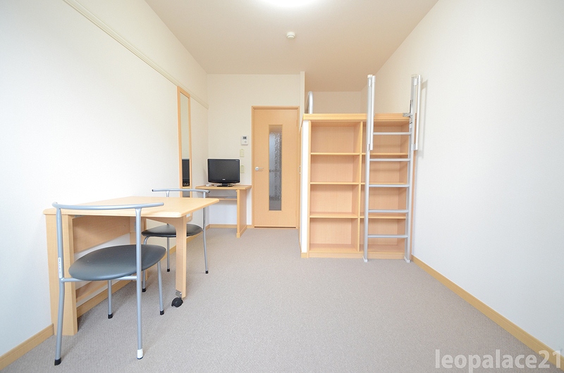 レオパレス若竹Ⅱ リビング