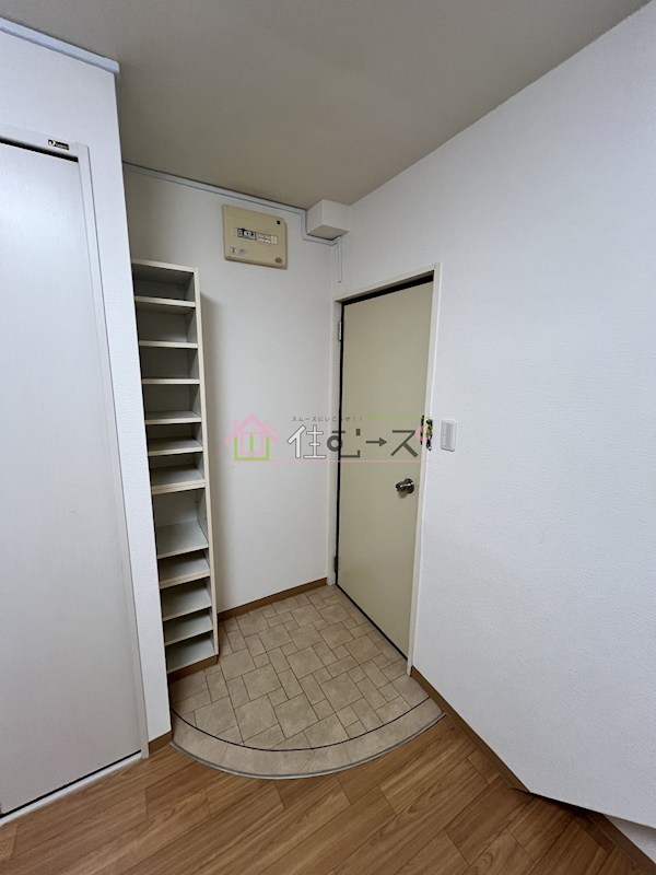 塚本パンション 玄関