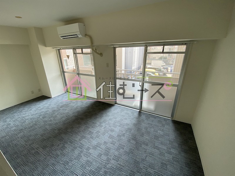 ホワイトハイツカドタ ベッドルーム