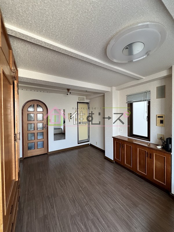 グロースハイツ東三国 リビング