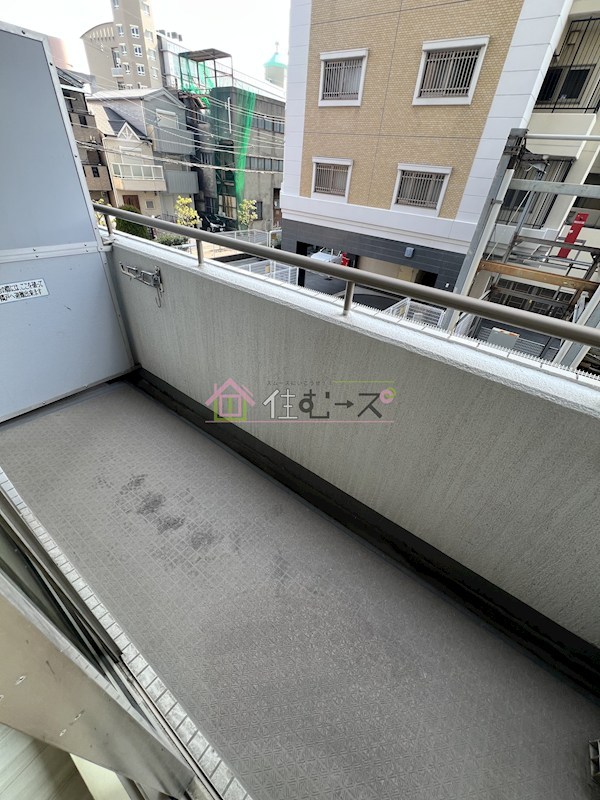 十三本町ユニハウス ベランダ