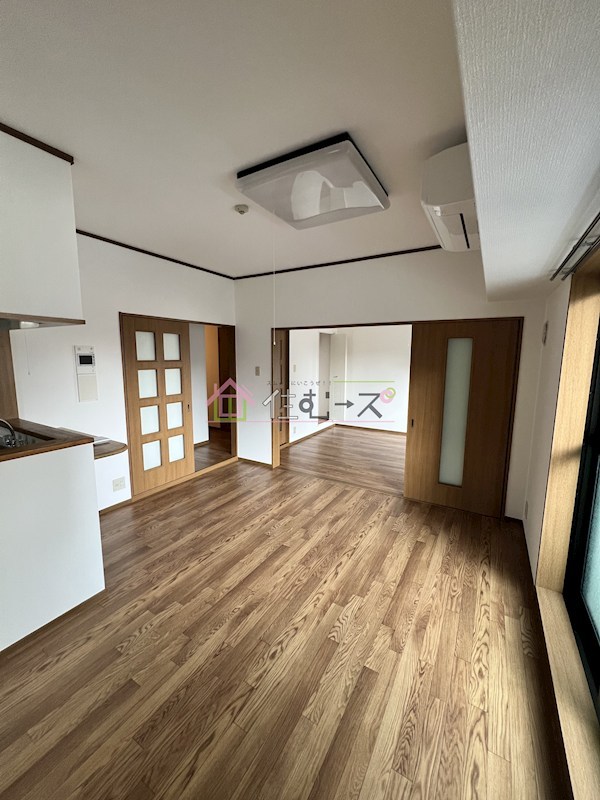 ノルデンハイム東三国ⅢA棟 リビング