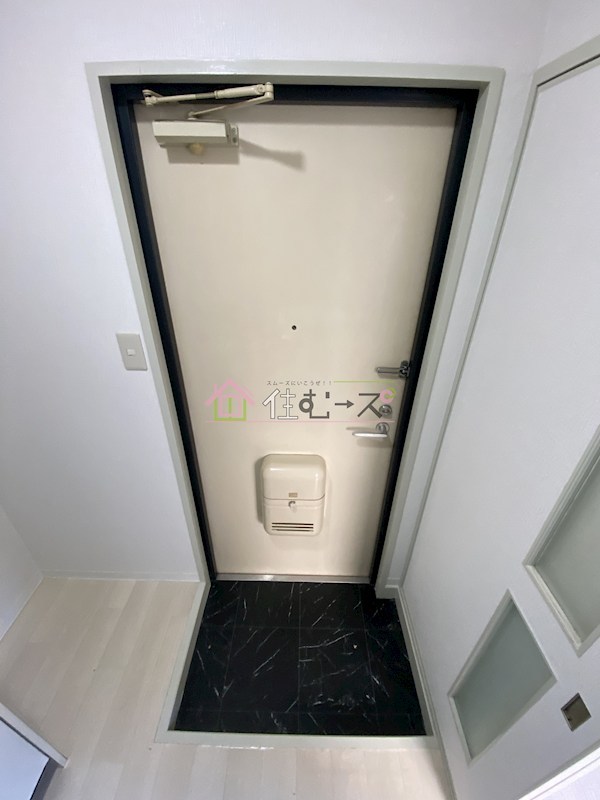 第2ニューライフ栄 玄関