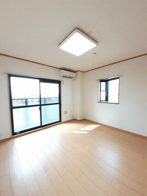 グレース三田 リビング