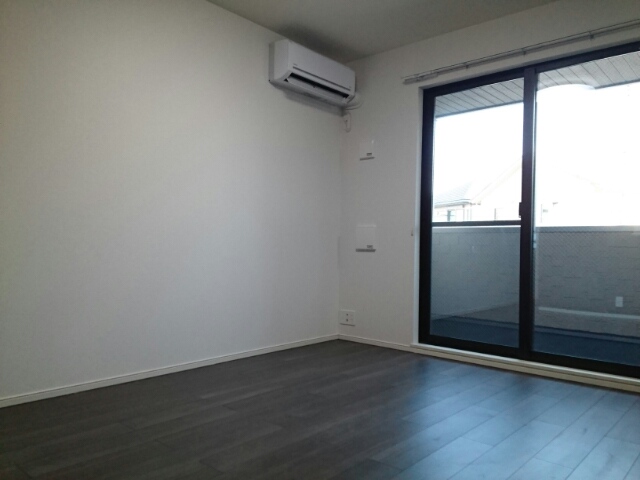 メゾン　ド　ソレイユ リビング