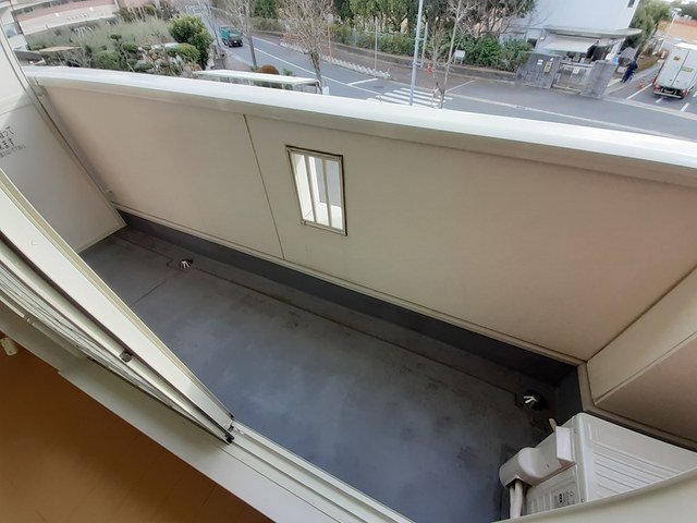 ファースト　アベニュー ベランダ