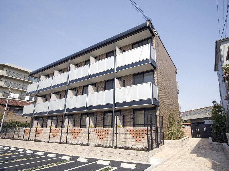 レオパレス浜寺ドット輝 外観