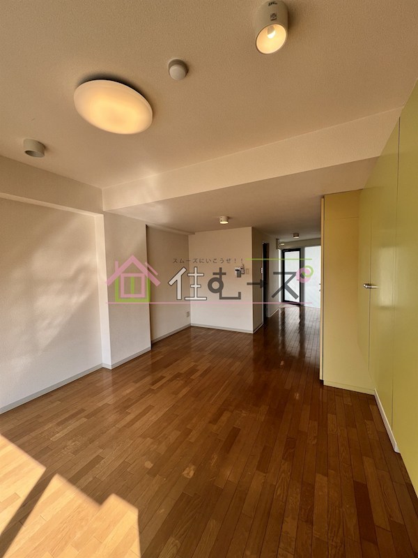 アバンティ深江S リビング