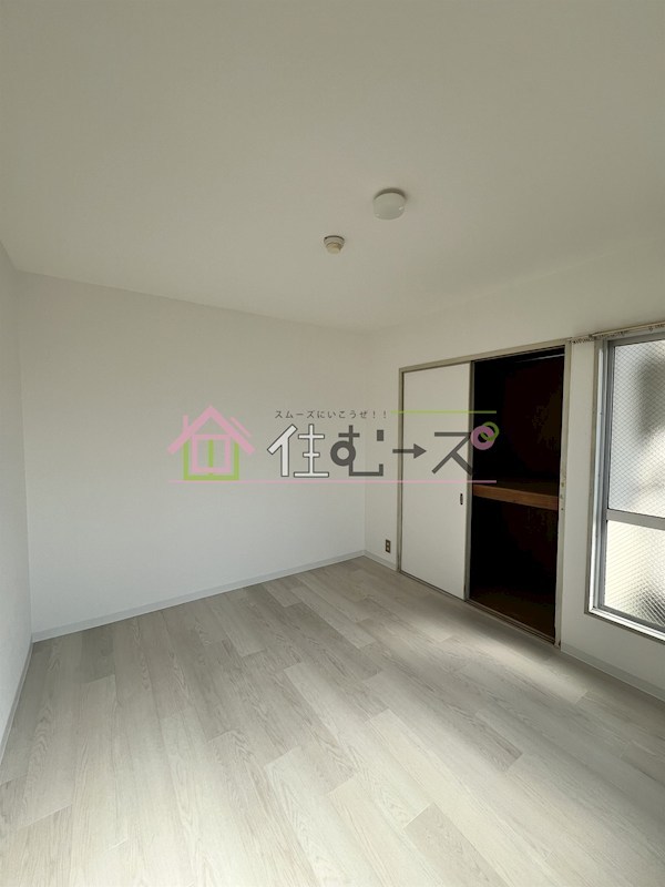 ロイヤルハイツ深江南 リビング