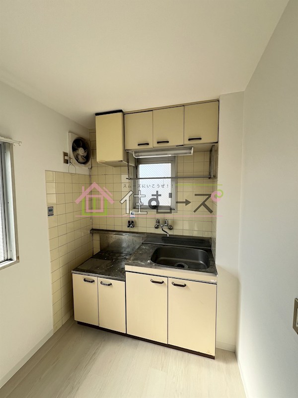 ロイヤルハイツ深江南 キッチン