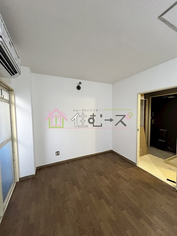 バーナード２ リビング