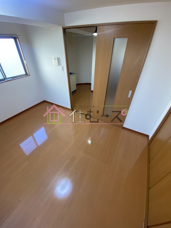 メゾンドアヴェルⅢ リビング