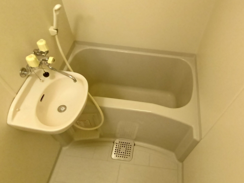 レオパレスヴィラ 風呂画像