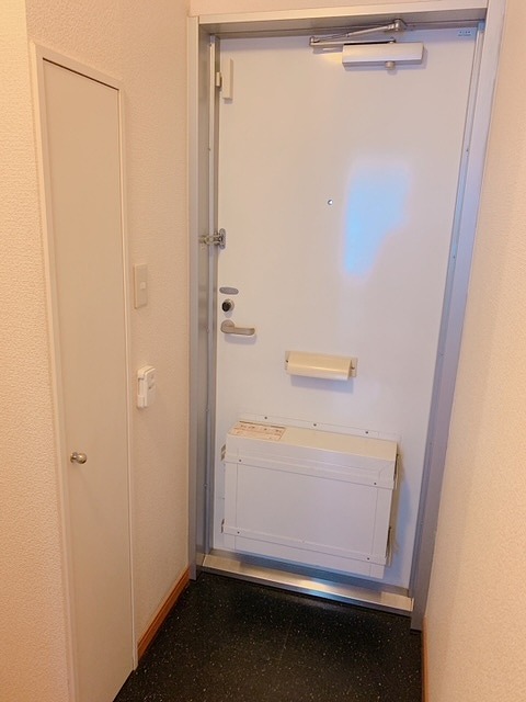 レオパレスノウスン　シュライン 玄関