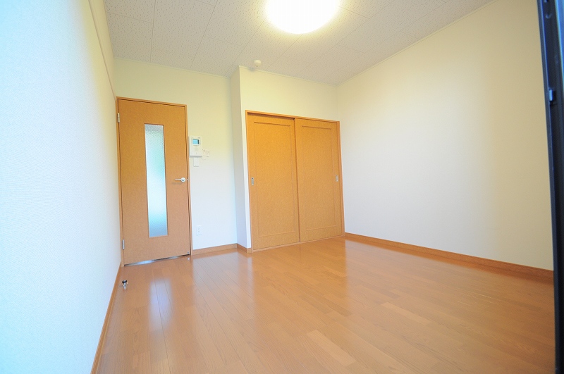 レオパレスエムエイチ　コート その他9