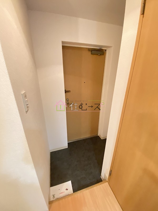 エスリード福島駅前 玄関