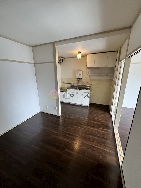 湯里コーポ リビング