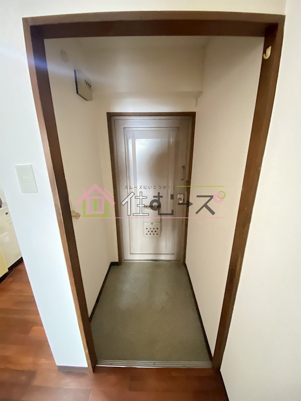 クリエイト野里ビル 玄関