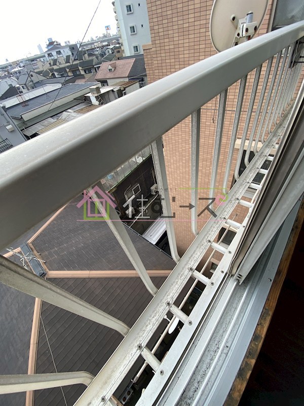 クリエイト野里ビル ベランダ