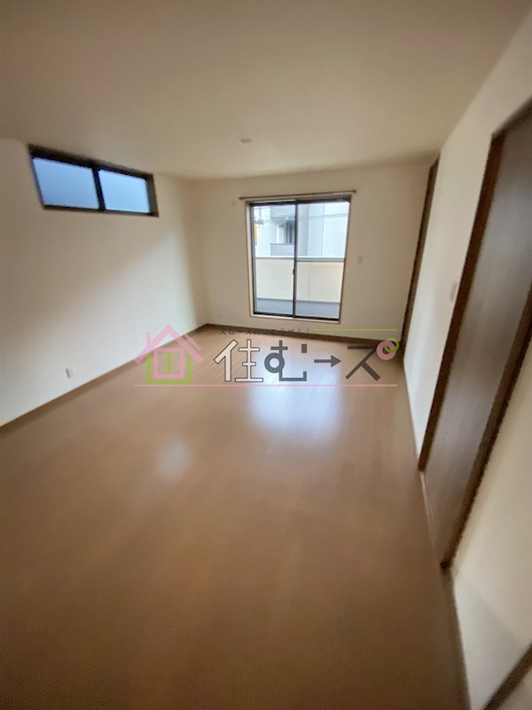 姫里１丁目戸建 リビング