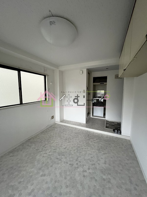 ホワイトイン リビング