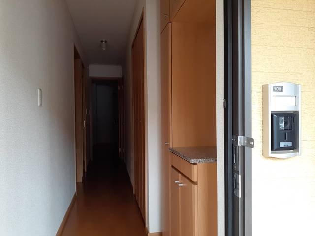 カルム　オーブ 玄関