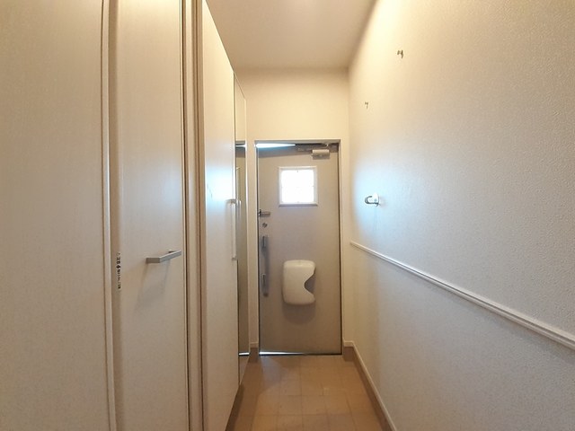 セレーノ大井 玄関