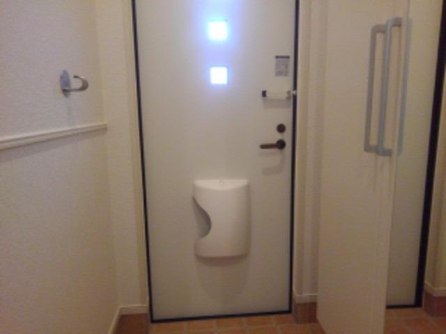 ウッドリバー 玄関