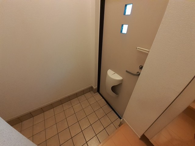 ブレス　ベル 玄関