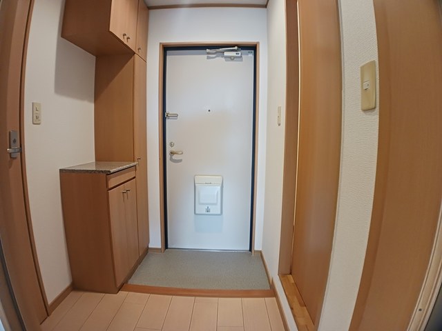 フェニックス赤松 玄関