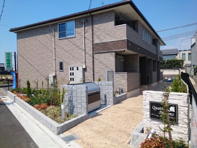 カトルセゾン 外観