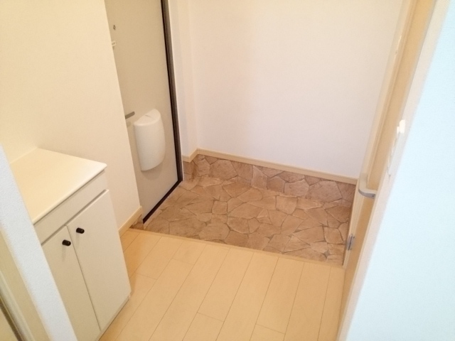 シス・アムール 玄関