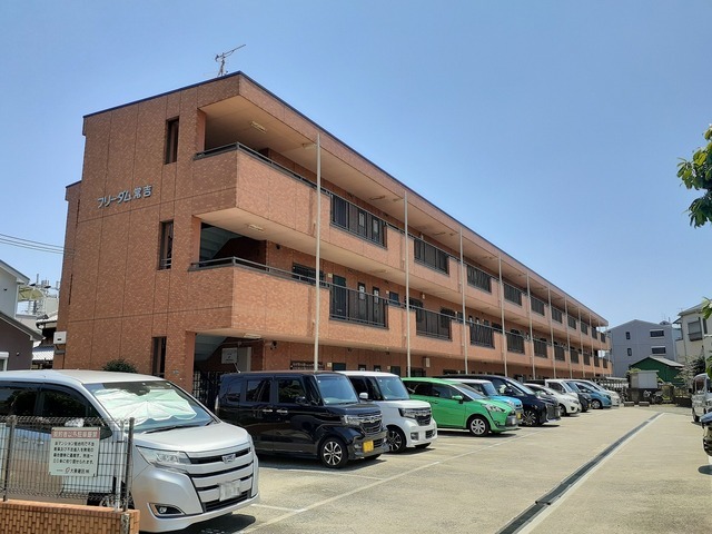 フリーダム常吉 外観