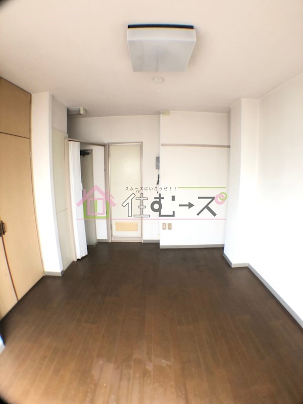 松崎マンション塚本 リビング