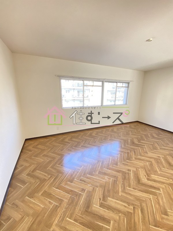 南港厚生年金共同住宅4号棟 ベッドルーム