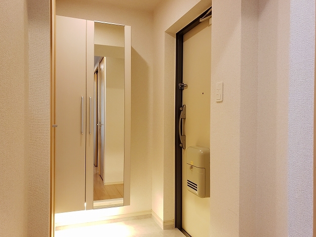 ミレ　グランデ　アネックス 玄関