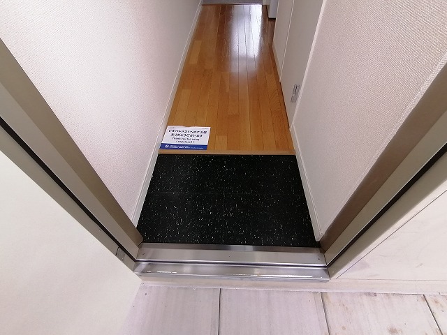 レオパレス野上 玄関
