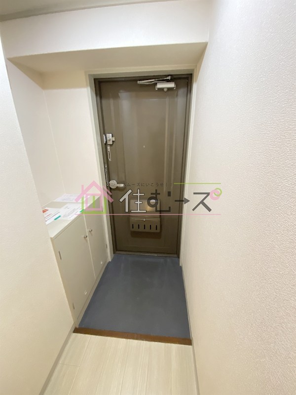 カーサ北堀江 玄関