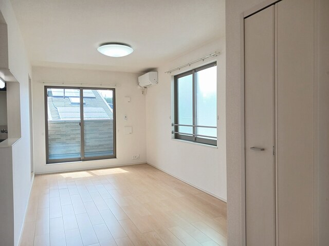 プチフローラ　北野田Ⅲ リビング