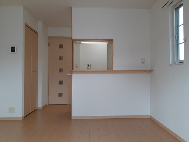 メイプル　レジデンス リビング