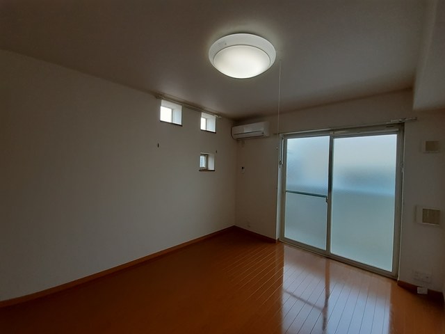 サンリット星田 リビング