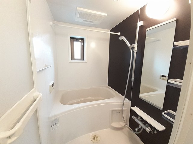 フェリス　ウィステリア 風呂画像