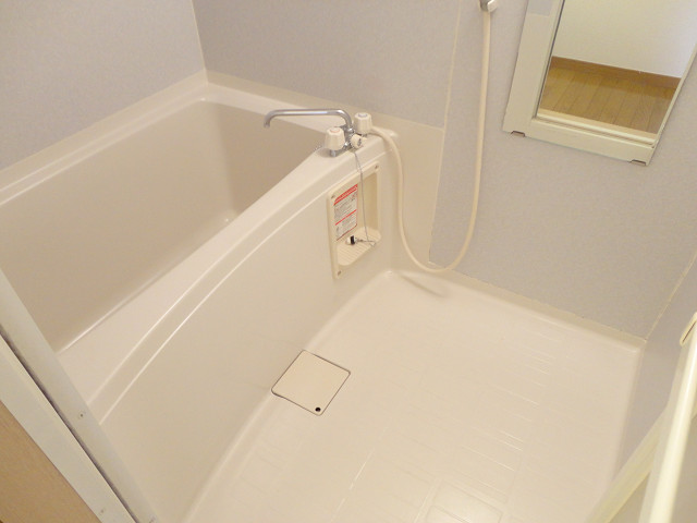 レオパレス高安 風呂画像