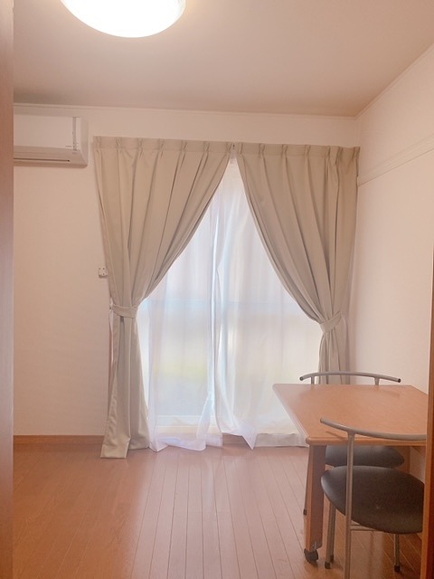 レオパレスプランドールⅡ リビング