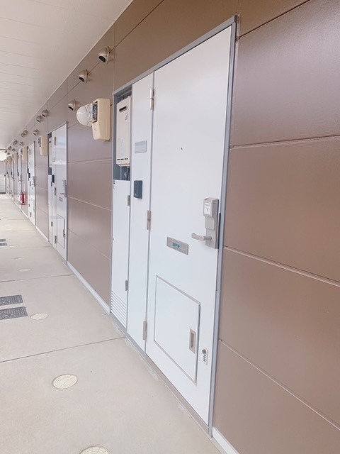 レオパレスプランドールⅡ 玄関