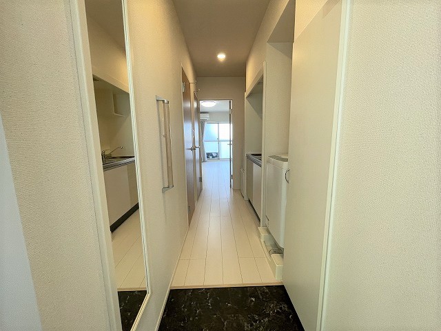 クレイノ式内Ⅱ 玄関