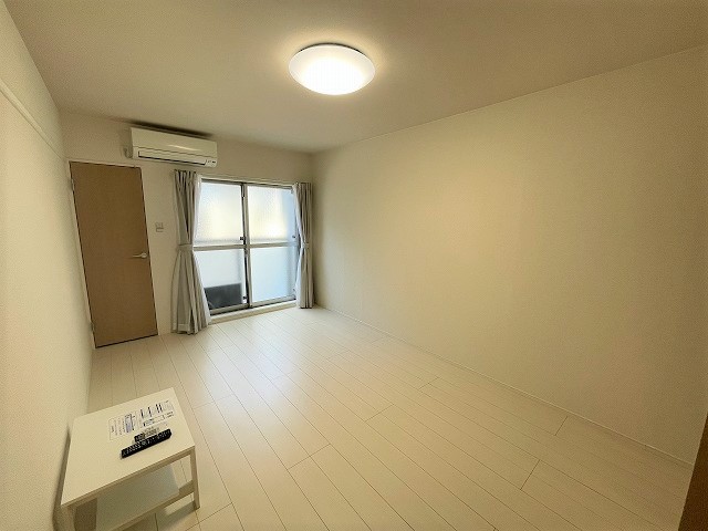 クレイノ式内Ⅱ リビング