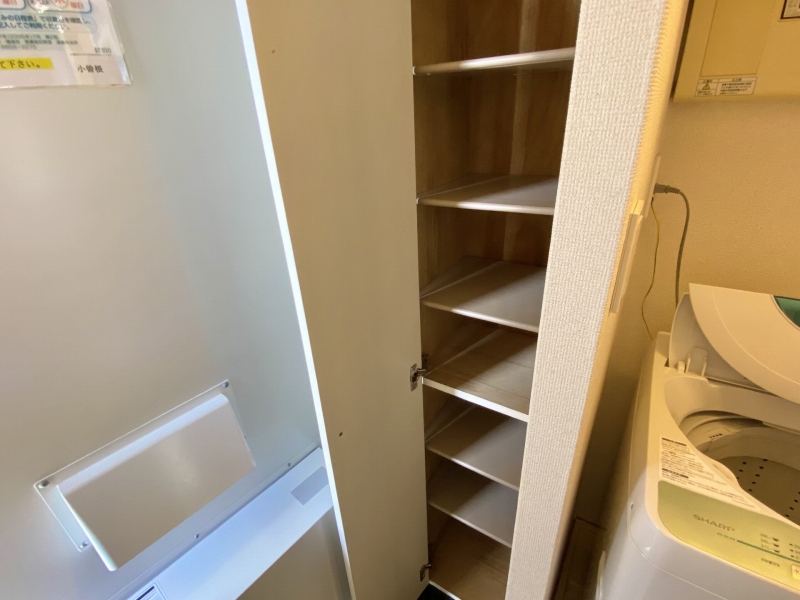 レオパレス小曽根 玄関