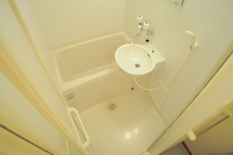 レオパレス小曽根 風呂画像