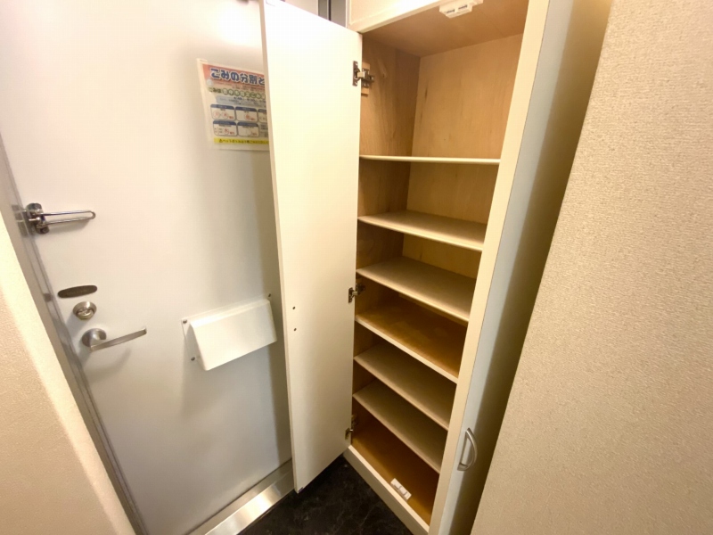 レオパレスＳＴＥＰ 玄関